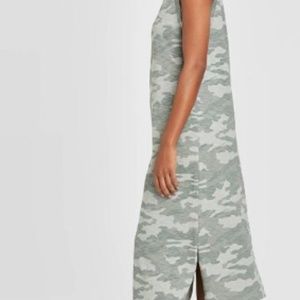 Women's Sleeveless Dress - Universal Thread Camo S